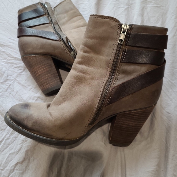 ALDO Taupe Brown strappy booties Womens size 39 or 8.5 - Picture 9 of 12